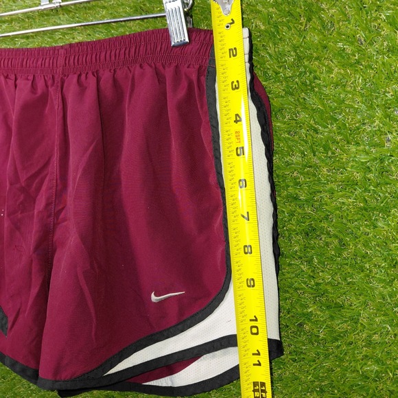 Nike Dri-FIT Running Shorts Maroon White Athletic Gym‎ Workout small Women's - Picture 6 of 7